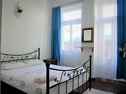 Ayvalık 1881 Pansiyon