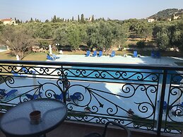 Ai - Helis Resort Hotel