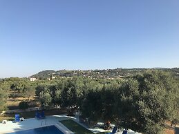 Ai - Helis Resort Hotel