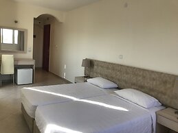 Ai - Helis Resort Hotel