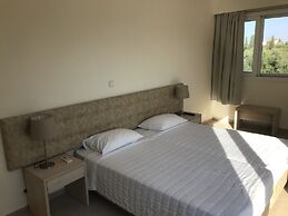 Ai - Helis Resort Hotel