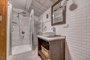 Beta Home Lake House