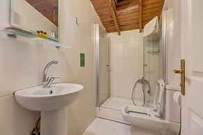 Beta Home Lake House