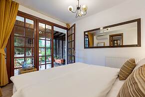 Beta Home Lake House