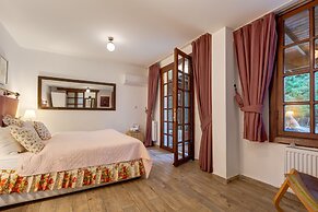 Beta Home Lake House