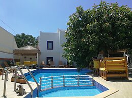 Oya Boutique Hotel & Suites