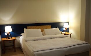 Oya Boutique Hotel & Suites