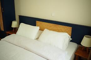 Oya Boutique Hotel & Suites