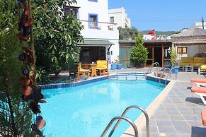 Oya Boutique Hotel & Suites