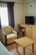 Oya Boutique Hotel & Suites