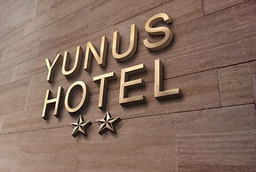 Yunus Hotel