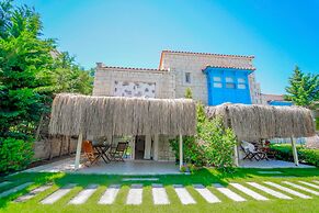Alacati Marina Palace Otel