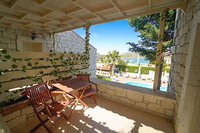 Alacati Marina Palace Otel