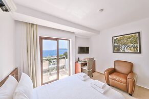 Gardenia Hotel - Adults Only