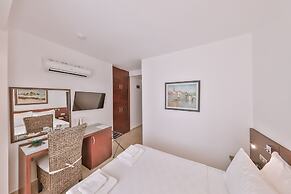 Gardenia Hotel - Adults Only