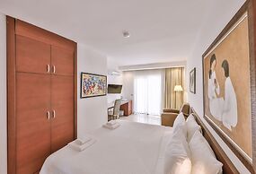 Gardenia Hotel - Adults Only