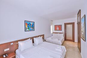Gardenia Hotel - Adults Only