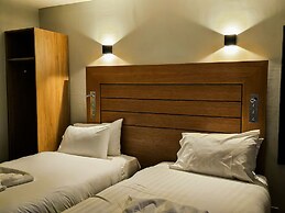Crown Hotel Stone