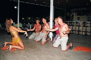 Muz Hotel - All Inclusive
