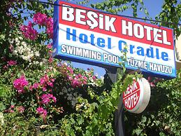 Besik Hotel