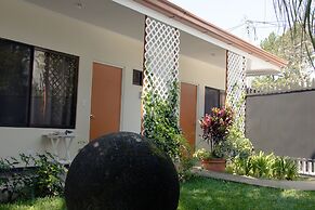 Terida Airport B&B