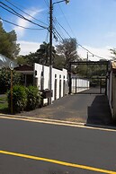 Terida Airport B&B