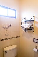 Terida Airport B&B