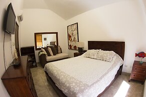 Luxury Villas Monterrico