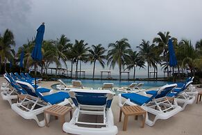 Luxury Villas Monterrico