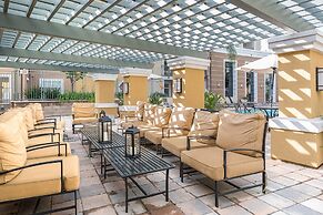 Global Luxury Suites Baypointe Station