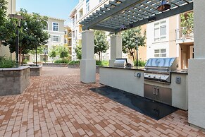 Global Luxury Suites Baypointe Station