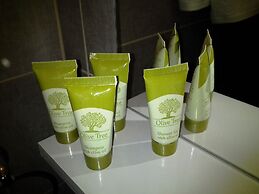 Mastic Point Studios