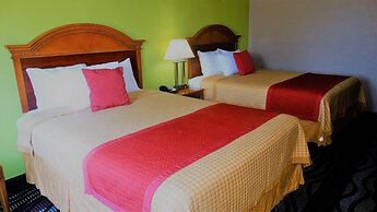 Oak Tree Inn & Suites