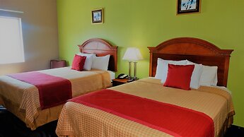 Oak Tree Inn & Suites