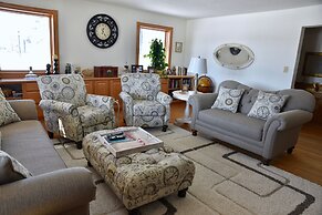 Lakeside Bed & Breakfast