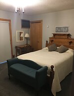 Lakeside Bed & Breakfast