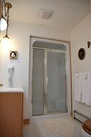 Lakeside Bed & Breakfast