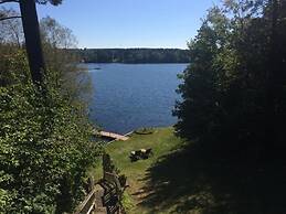 Lakeside Bed & Breakfast