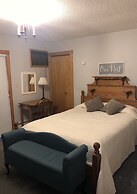 Lakeside Bed & Breakfast