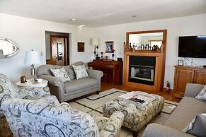 Lakeside Bed & Breakfast