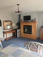 Lakeside Bed & Breakfast