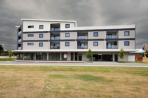 Coastal by Rockingham Apartments