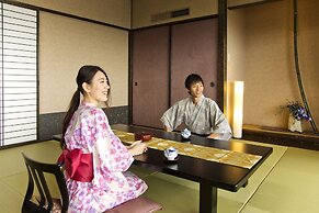 Kiyomi Sanso Hanajukai