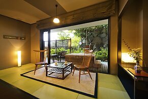 Kiyomi Sanso Hanajukai