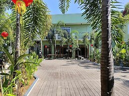 Marand Family Resort