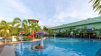 Marand Family Resort