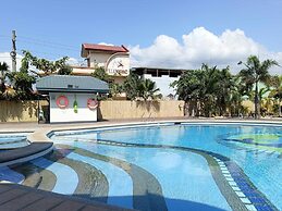 Marand Family Resort