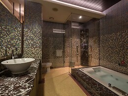 Leesing Motel