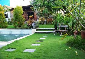 Kubu Ampo Villa