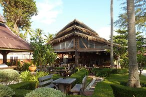 Lanta Castaway Beach Resort